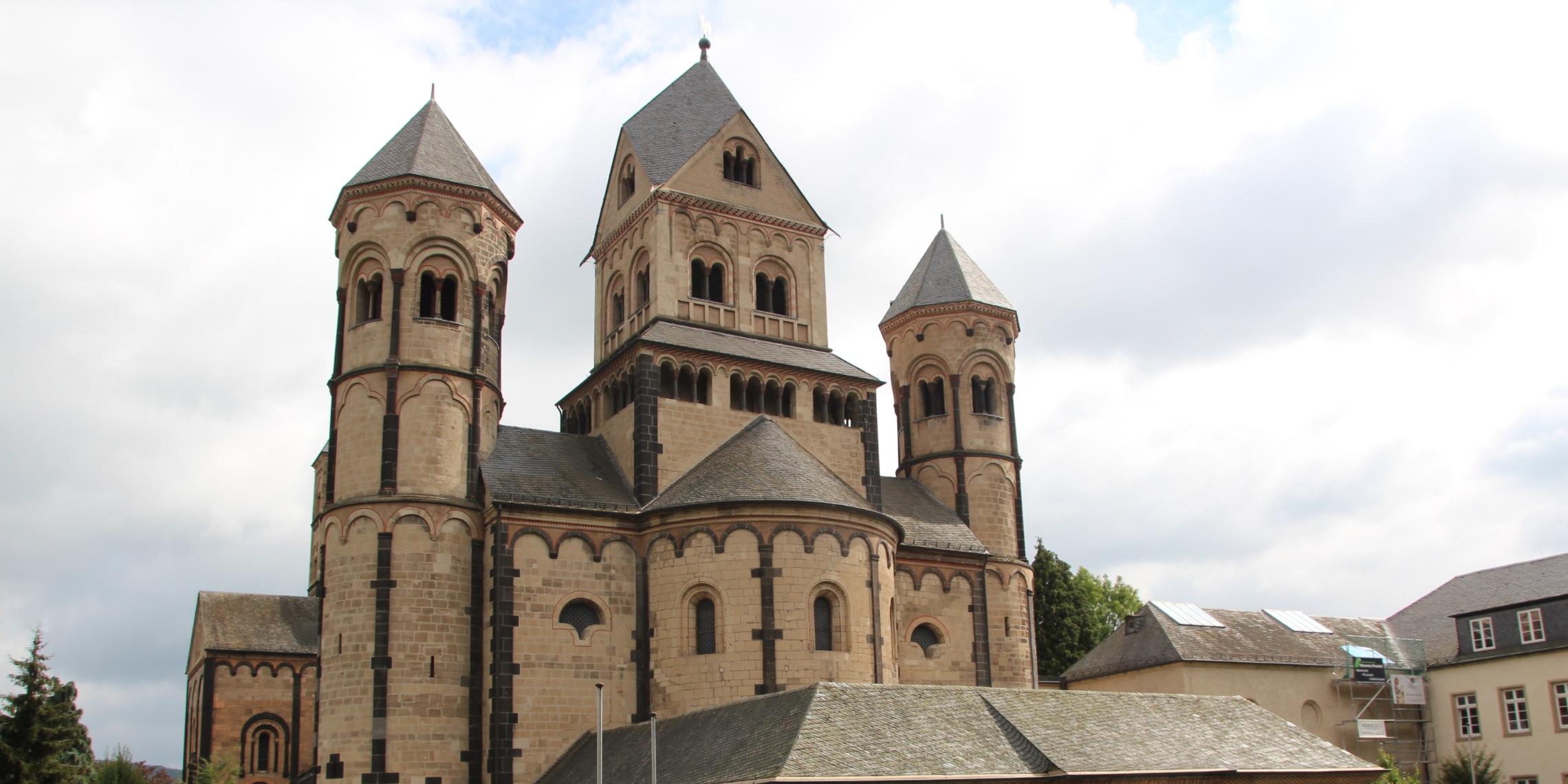 Benediktiner-Abtei  Maria Laach_Erzbistum Köln (c)Bernhard Riedl_Frei mit Nennung Copyright