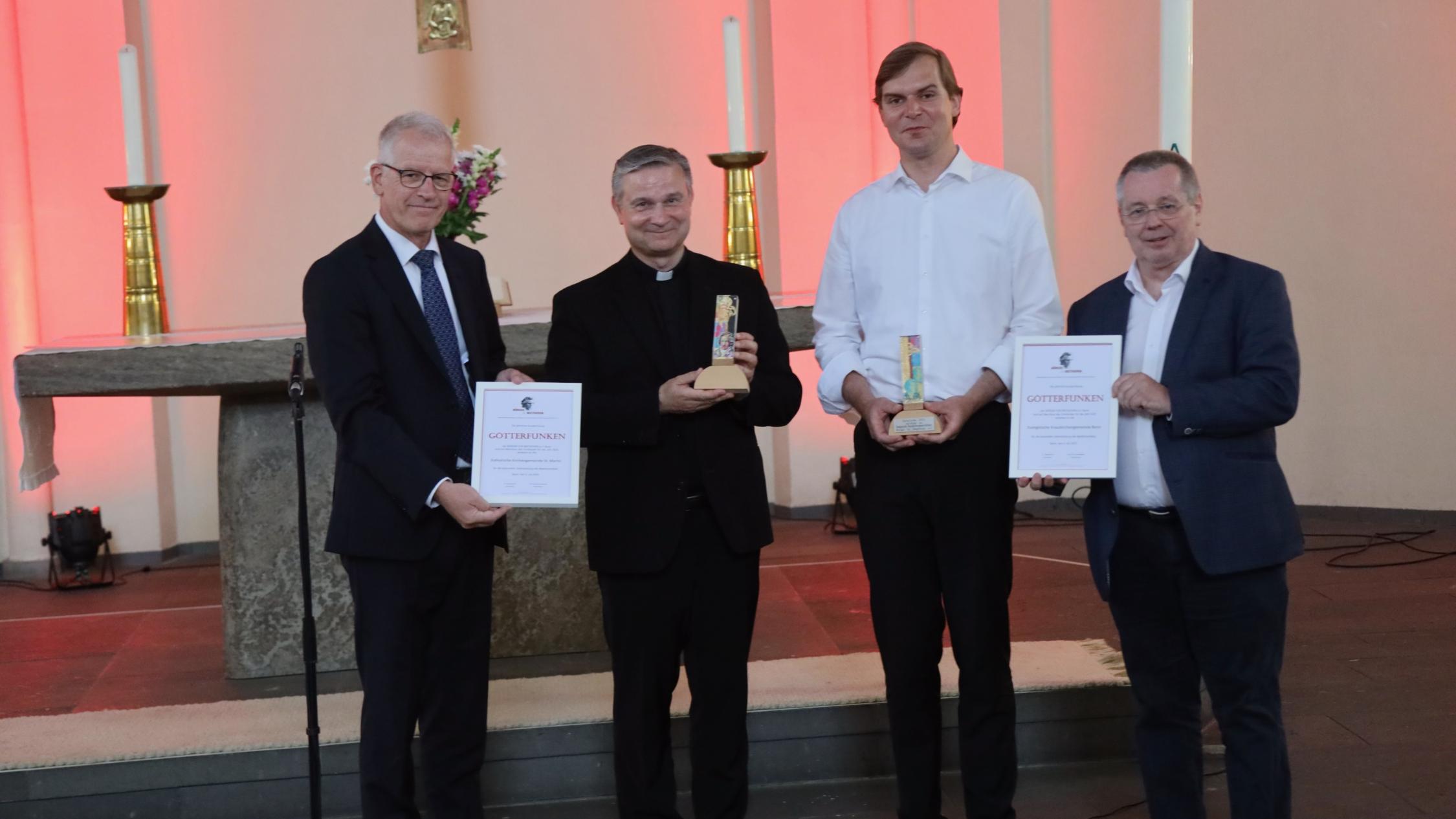 Hans Christoph Pakleppa, Msgr. Dr. Markus Hofmann, Pfarrrer Dr. Martin Gröger und Dr. Stephan Eisel (v.l.)