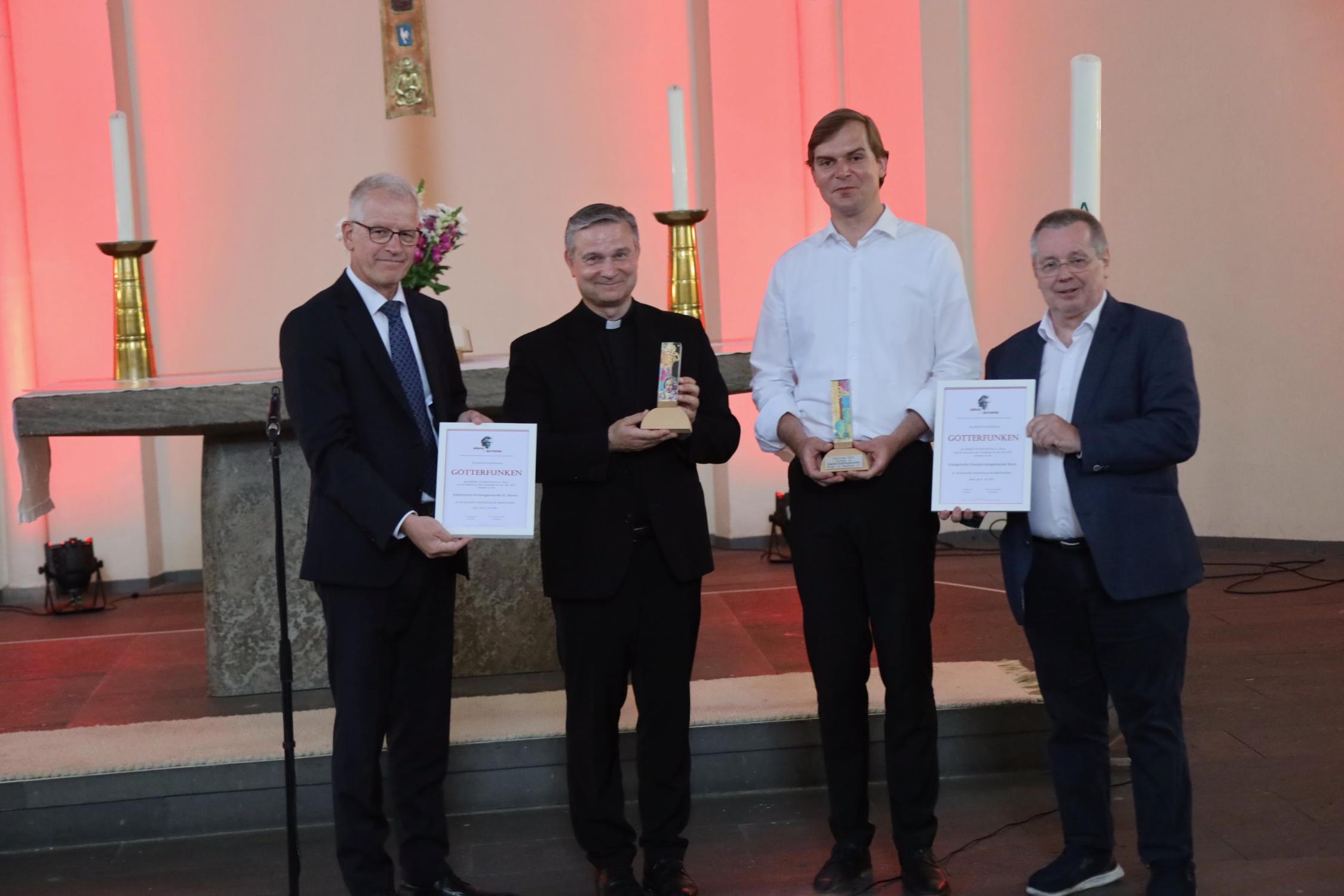 Hans Christoph Pakleppa, Msgr. Dr. Markus Hofmann, Pfarrrer Dr. Martin Gröger und Dr. Stephan Eisel (v.l.)