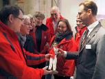 Übergabe der Caritas-Figur � Stadtdekanat Bonn Übergabe der Caritas-Figur � Stadtdekanat Bonn