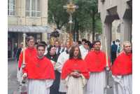 Prozession vom Bonner Münster nach Sankt Remigius