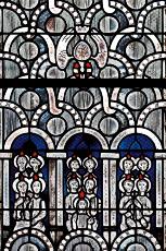 Aussendung des Heiligen Geistes. Fenster im südlichen Querhaus