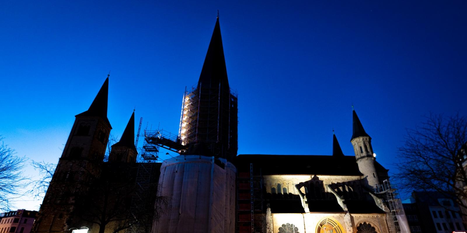 Innenansichten Bonner Münsterbasilika-51